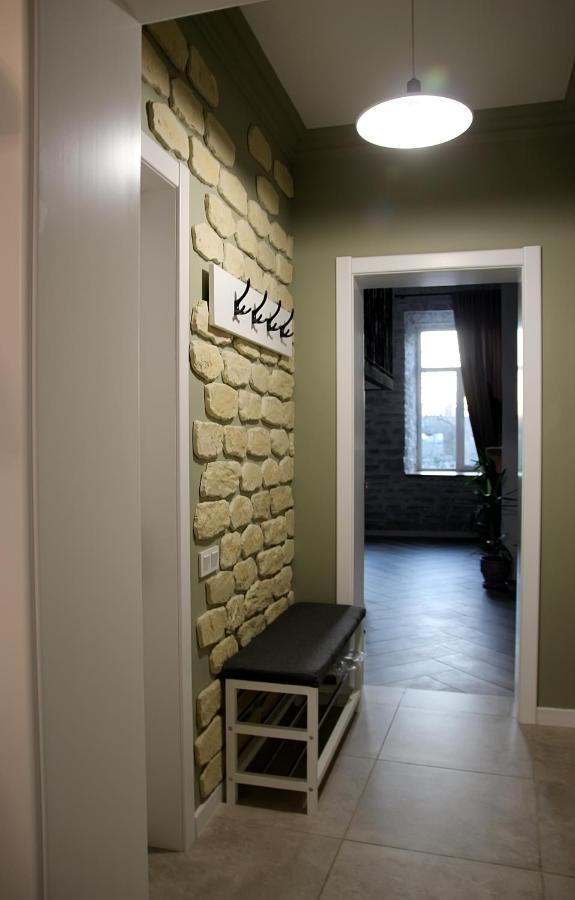 Apartment Historical Old Apartment: Spacious Balcony Retreat